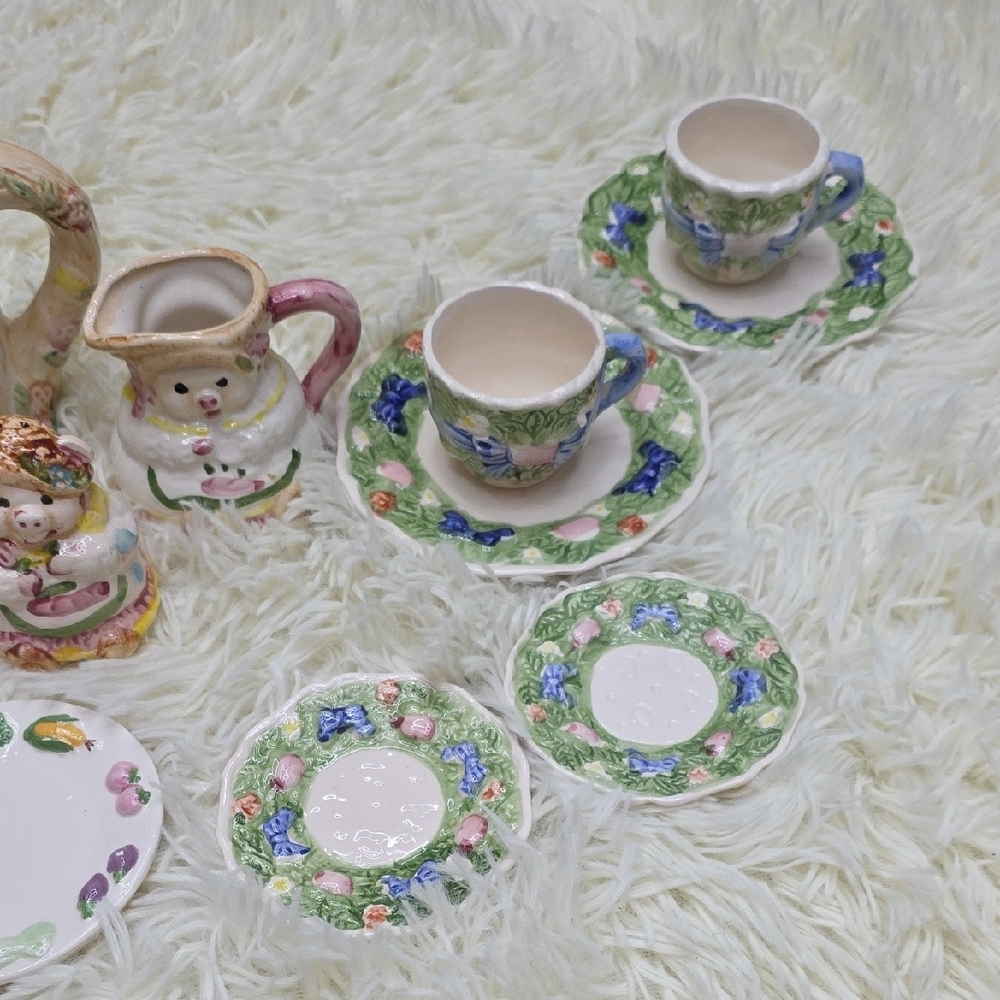 Vintage Charming Ceramic Tea Set with Floral and Animal Designs - Picture 4 of 4